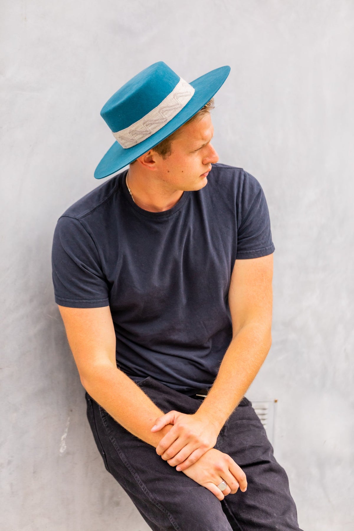 Sombrero español de fieltro de alpaca — denim