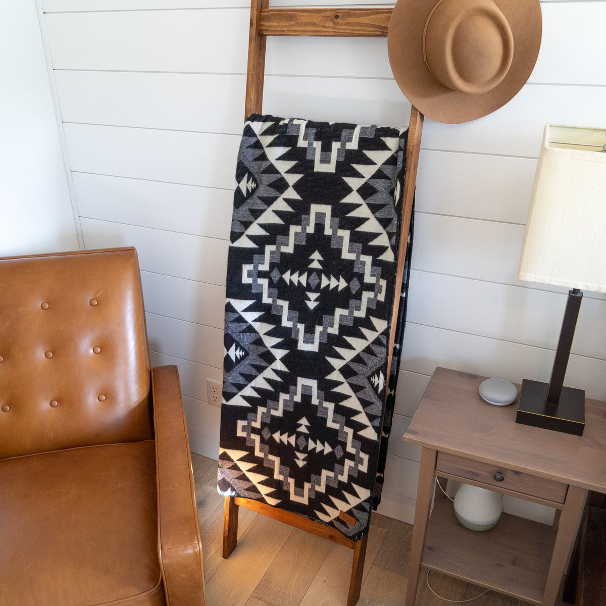 Manta andina de mezcla de alpaca — Chakana negra
