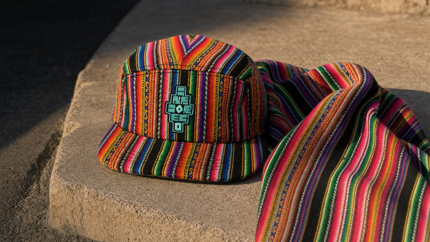 Cloth over Gold — the handwoven aguayo up close